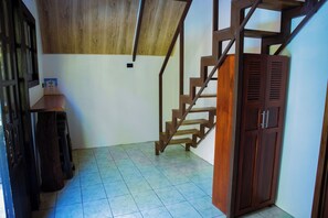 Interior - Alpine House (Cocles)