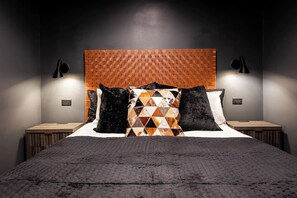 4 slaapkamers, een bureau, gratis wifi, beddengoed