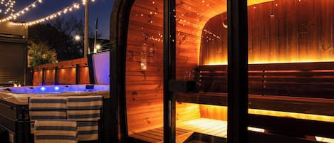 Baignoire à remous extérieure