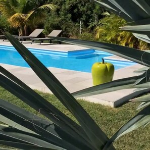 Piscina a l'aire lliure 