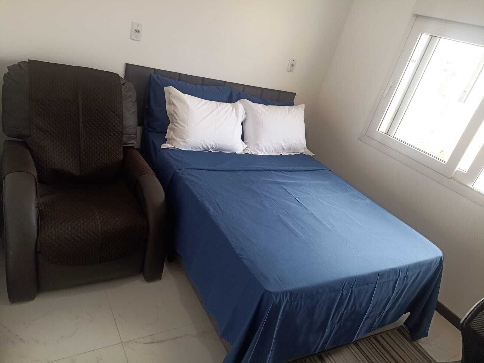 Internet, bed sheets