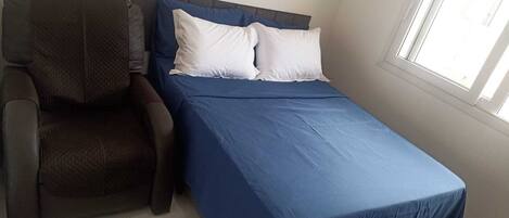 Internet, bed sheets