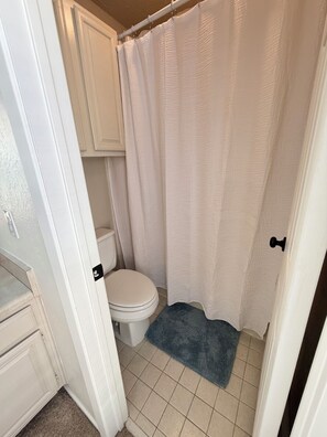 Towels, toilet paper