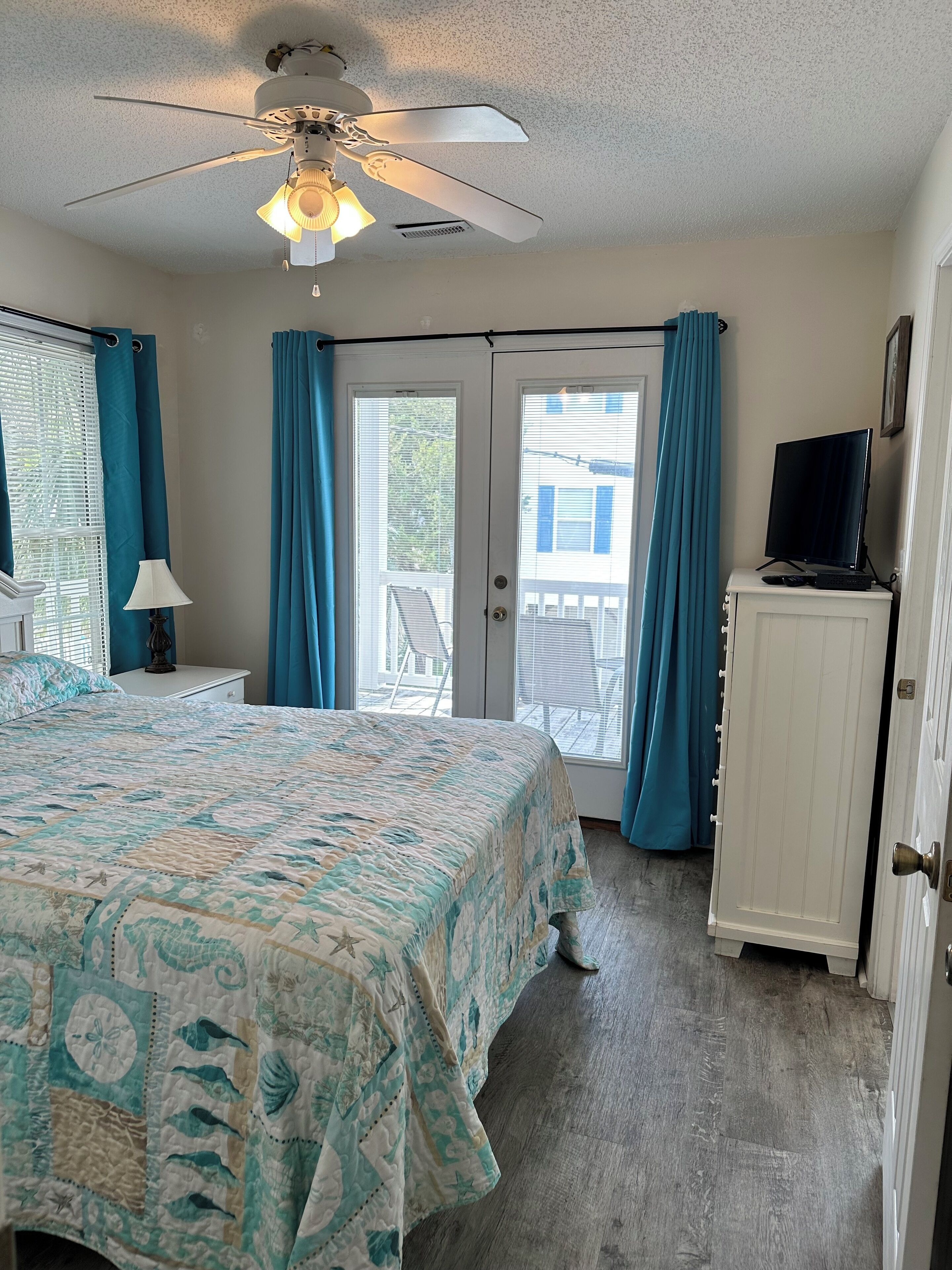 5 間睡房、熨斗/熨衫板、免費 Wi-Fi