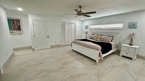 Iron/ironing board, free WiFi, bed sheets - Jefferson Beach Escape - Waterfront Paradise (Fort Myers Beach)
