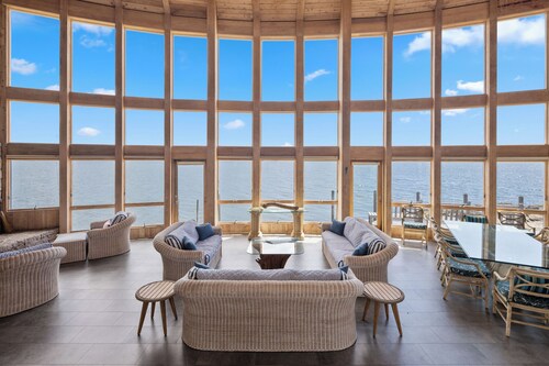 Lux Private Island with Window Wall Modern House