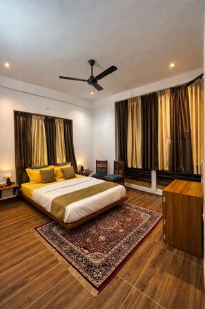 3 chambres, bureau, Wi-Fi, draps fournis