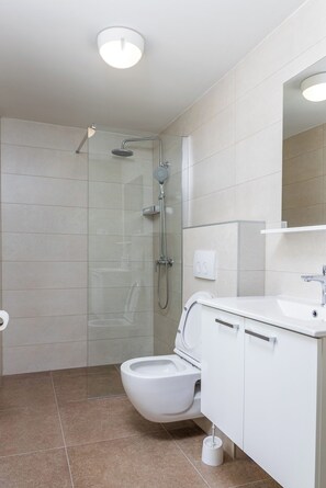 Soap, toilet paper - APARTMANI KALIGER (Pakoštane)