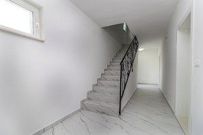Interior - APARTMANI KALIGER (Pakoštane)