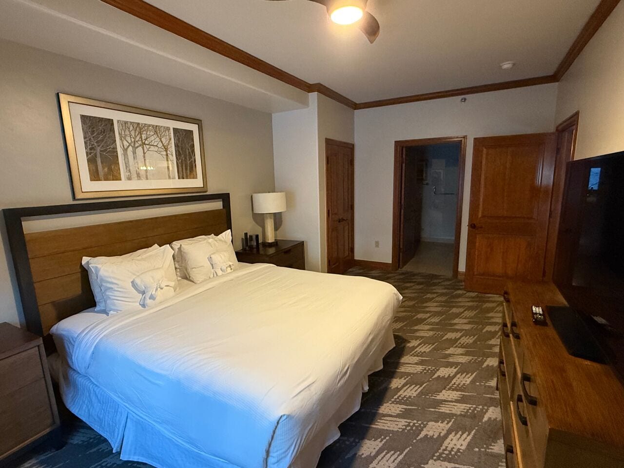 3 bedrooms, desk, iron/ironing board, free WiFi