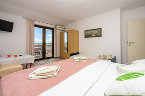 2 Schlafzimmer, Schreibtisch, kostenloses WLAN, Bettwäsche