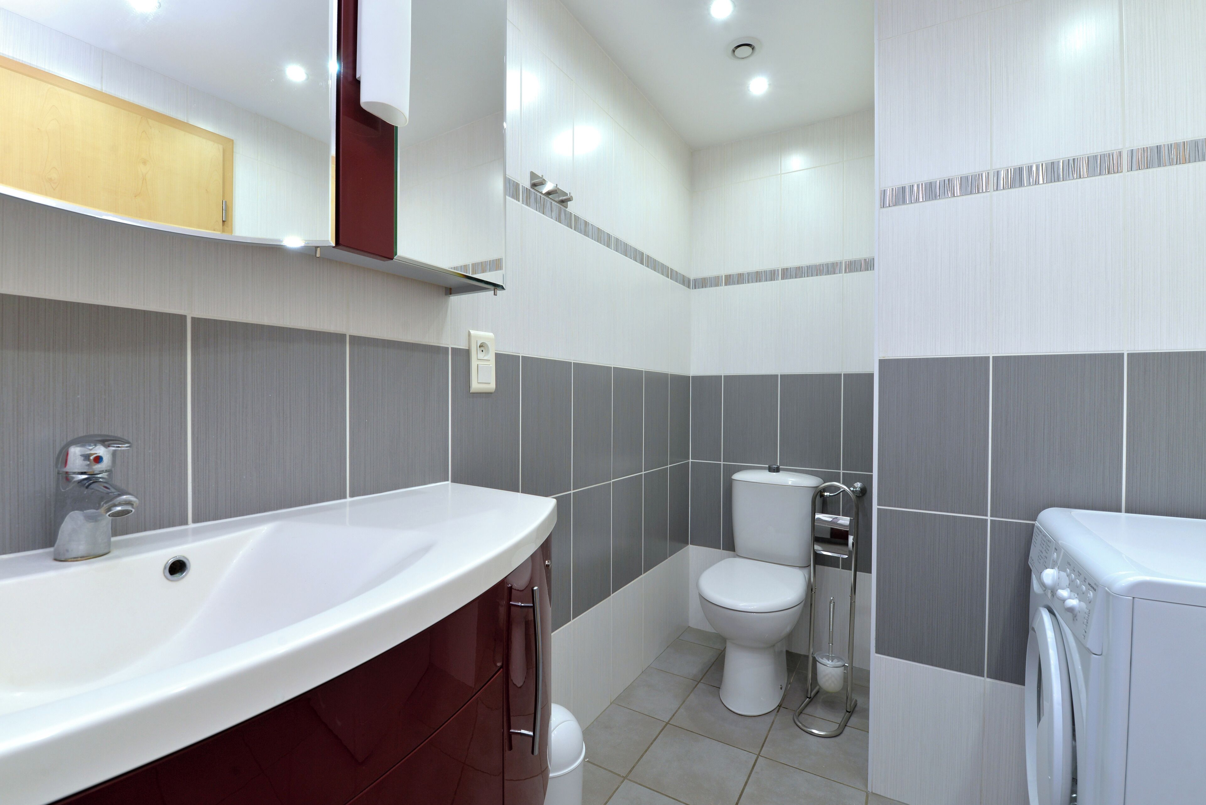 Shower, hair dryer, towels, toilet paper