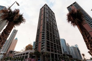 Exterior - Heaven's Dreams Peninsula One Business Bay (Dubai)