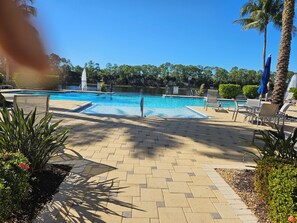 Pool - Cozy 2-bedroom condo with AC in fabulous Naples (Naples)