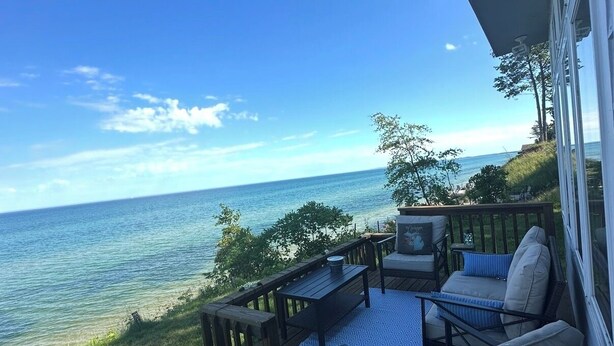 Unclassified image, 1 of 14, button - Tranquil Lake Michigan 3-bedroom house perfect for a relaxing stay (Mears)