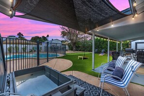 Outdoor spa tub - Pool, IceBath, Mini Putt, Patio | Downtown Phoenix (Phoenix)