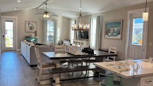 Unclassified image, 3 of 42, button - Beachview Bliss at The Billfish Luxury 4BR Home in Gulfport (Gulfport)