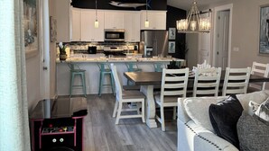 Unclassified image, 4 of 42, button - Beachview Bliss at The Billfish Luxury 4BR Home in Gulfport (Gulfport)