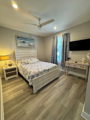 4 bedrooms, desk, iron/ironing board, free WiFi