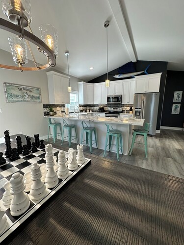 Beachview Bliss at The Billfish Luxury 4BR Home in Gulfport