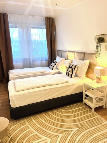 BIG New 8 Rooms Boutique Flat Berlin City Center 1ALocation