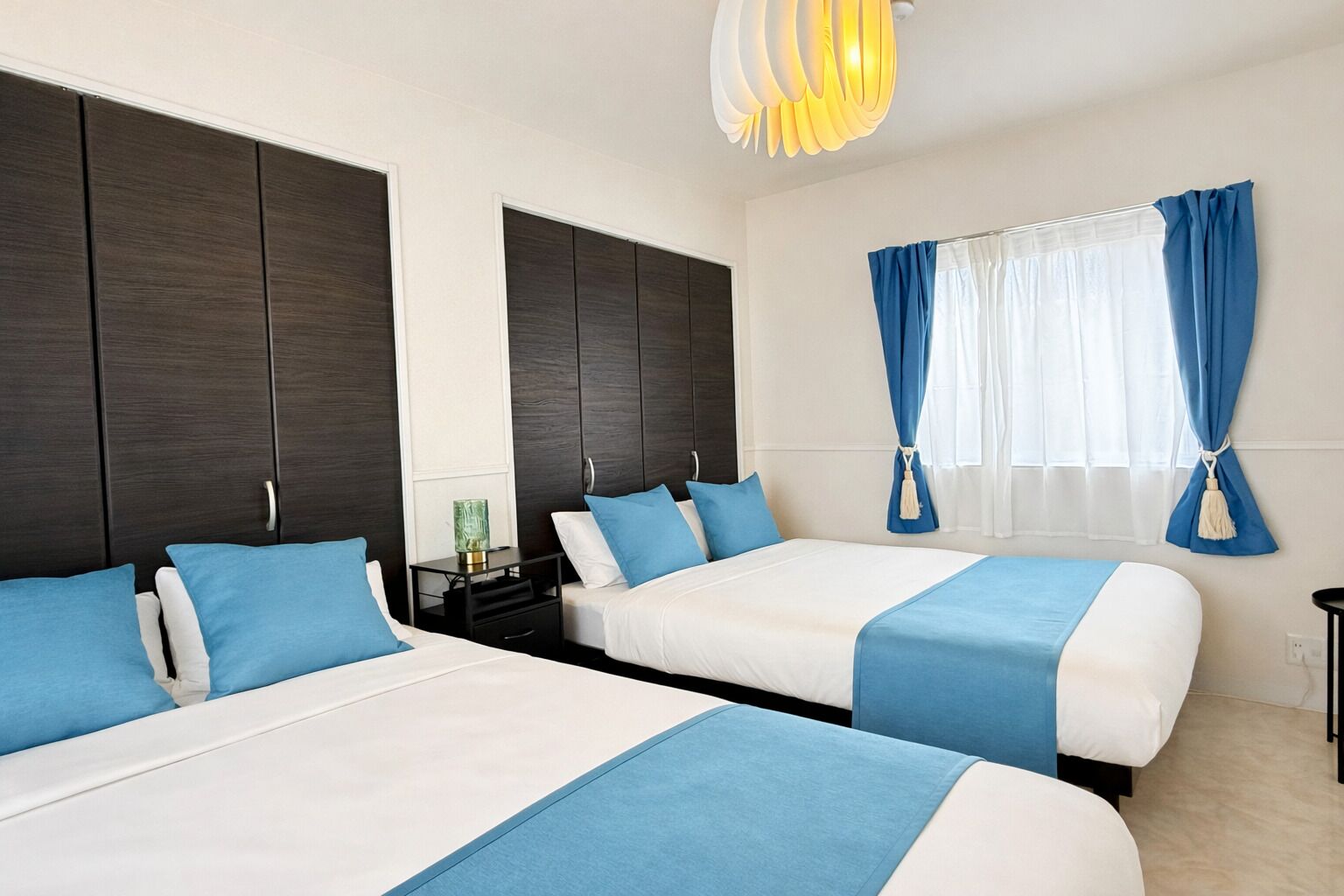 1 slaapkamer, een strijkplank/strijkijzer, gratis wifi, beddengoed