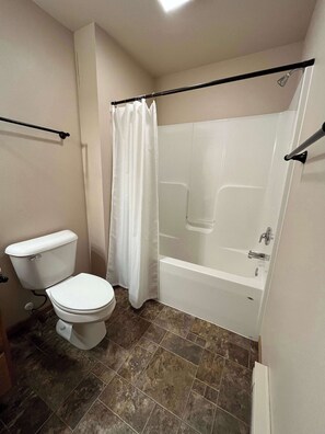 Shower, hair dryer, towels - Tomah Apartment: 2 Bedrooms, Balcony, Fitness Center & Family-Friendly! (Tomah)