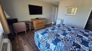 1 bedroom, iron/ironing board, WiFi, bed sheets - Chambre climatisé dans le merveilleux quartier du Petit Rocher (Petit Rocher)