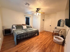 3 chambres, Wi-Fi gratuit, draps fournis