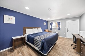 Room, 1 Queen Bed, Non Smoking - Western Inn by Capital O Cleburne TX (Cleburne)