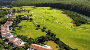 Golf - 3-Bedroom Casa de Campo Luxury Villa, Dye Fore golf view with Maid (La Romana)