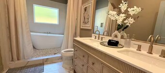 The Grand Magnolia - Entire home in Baton Rouge, Louisiana