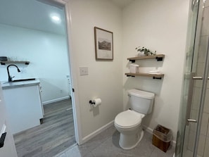 Hair dryer - Luxe Studio near SPAC & Racetrack (Round Lake)