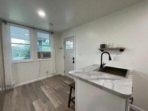 Interior - Luxe Studio near SPAC & Racetrack (Round Lake)