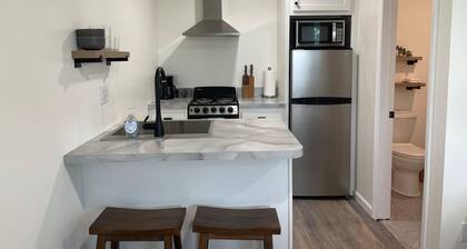 Luxe Studio near SPAC & Racetrack