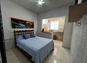 1 bedroom, WiFi, bed sheets - Charming Apartment with Great Location (Rio de Janeiro)