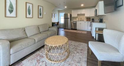 2BR Luxe Suite • Near hospital, lake, and downtown