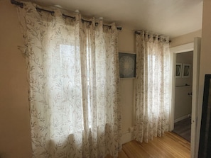 Interior - Cozy Rustic Loft • Central Location in Plattsburgh (Plattsburgh)