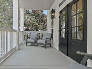 Terrace/patio - Elegant 5BR 30A Home w Pool access (Santa Rosa Beach)