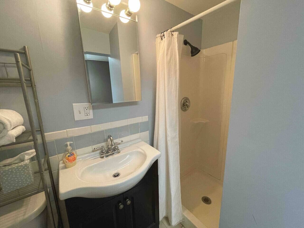 Hair dryer