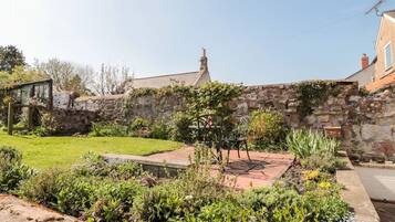 Tempat makan outdoor