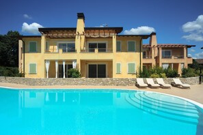 Piscina all'aperto