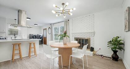 3BR Ranch Near North Hills – Family Friendly & Long Stays