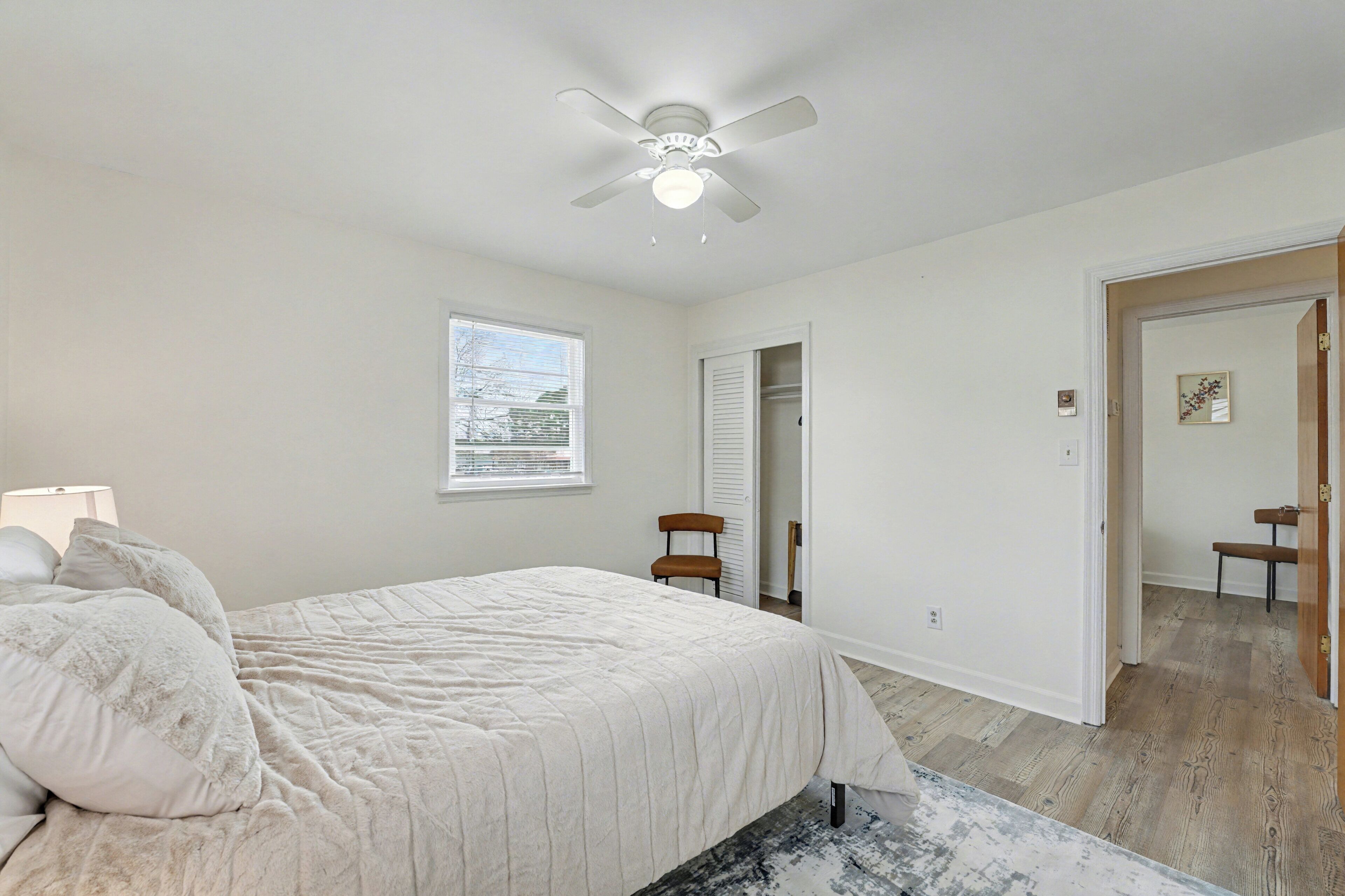 3 bedrooms, in-room safe, iron/ironing board, free WiFi