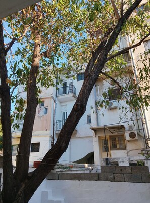 Exterior - Yr Olewydden, a 2-bedroom house in a tranquil neighborhood of authentic Piraeus (Keratsini)
