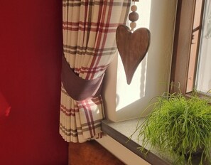 Interior - Quiet vacation apartment with terrace and garden - wellness use included. (Reutte)