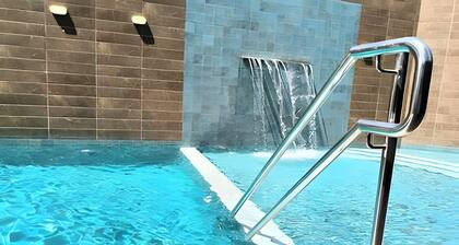 Aline Duque by Temporada Inn