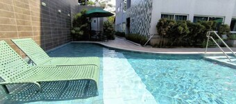 Aline Duque by Temporada Inn