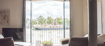 Stunning Large Historic Loft on Zaan River, close to Amsterdam and Zaanse Schans