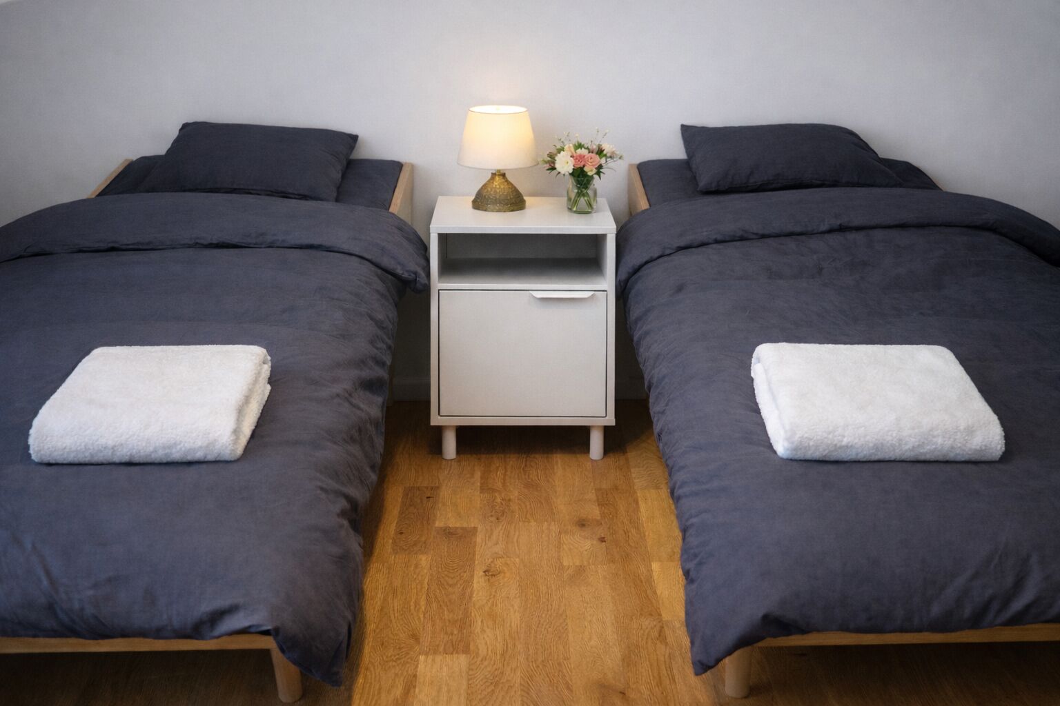 4 slaapkamers, een strijkplank/strijkijzer, wifi, beddengoed